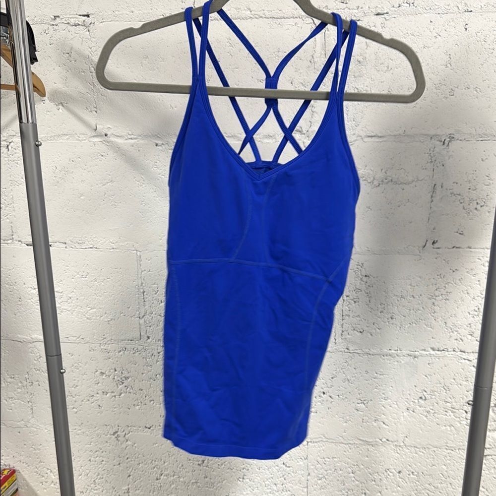 Athleta Blue Fitted Work Out Top - Brand New - Medium Blue Tank
